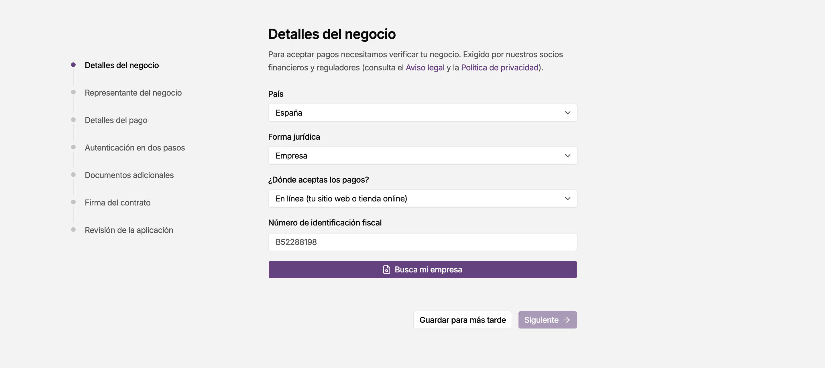 Paso Detalles del negocio para una empresa en el panel de MONEI, con el campo Número de identificación fiscal y el botón Busca mi empresa