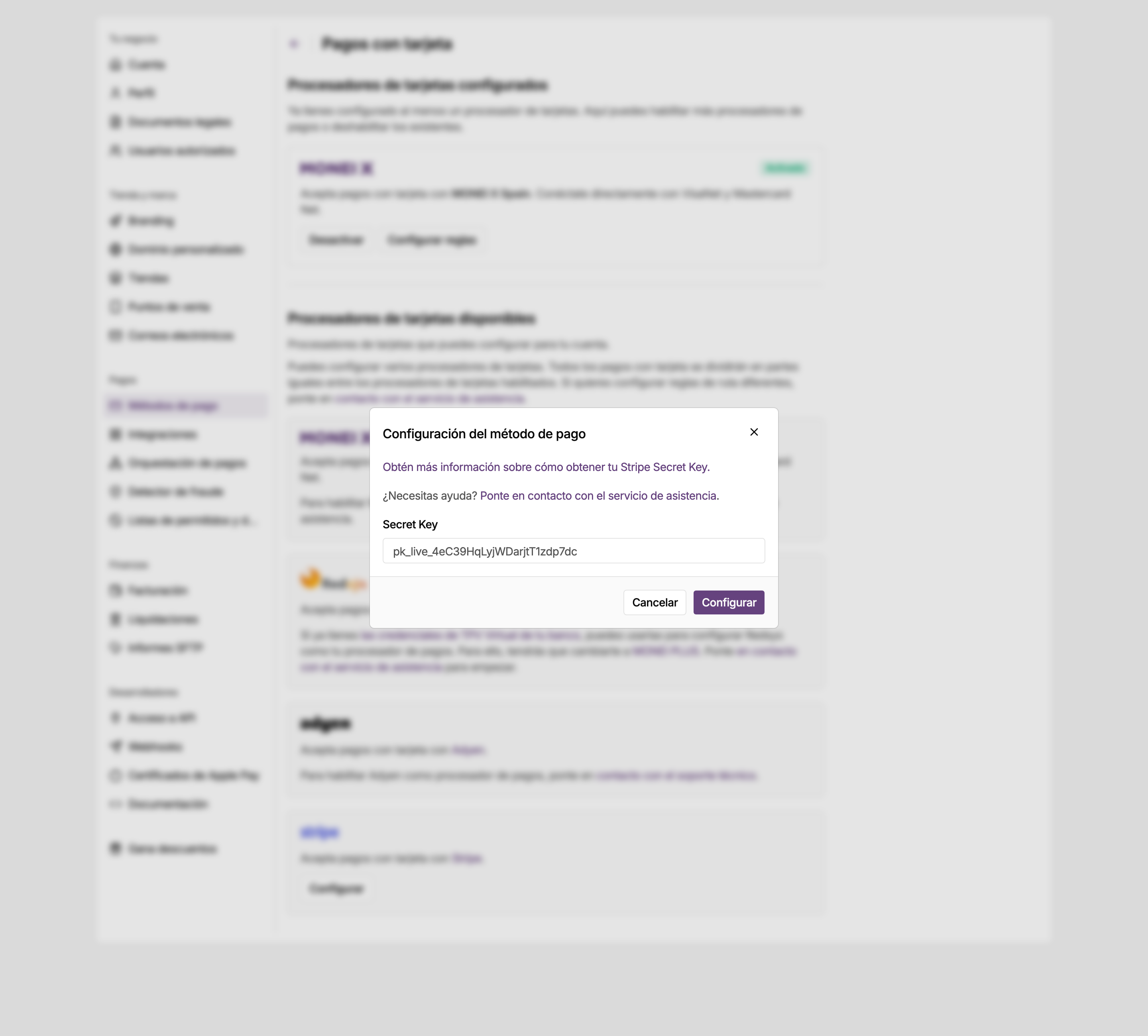 Diálogo Configuración del método de pago en el panel de MONEI, añadiendo Stripe como procesador de tarjetas