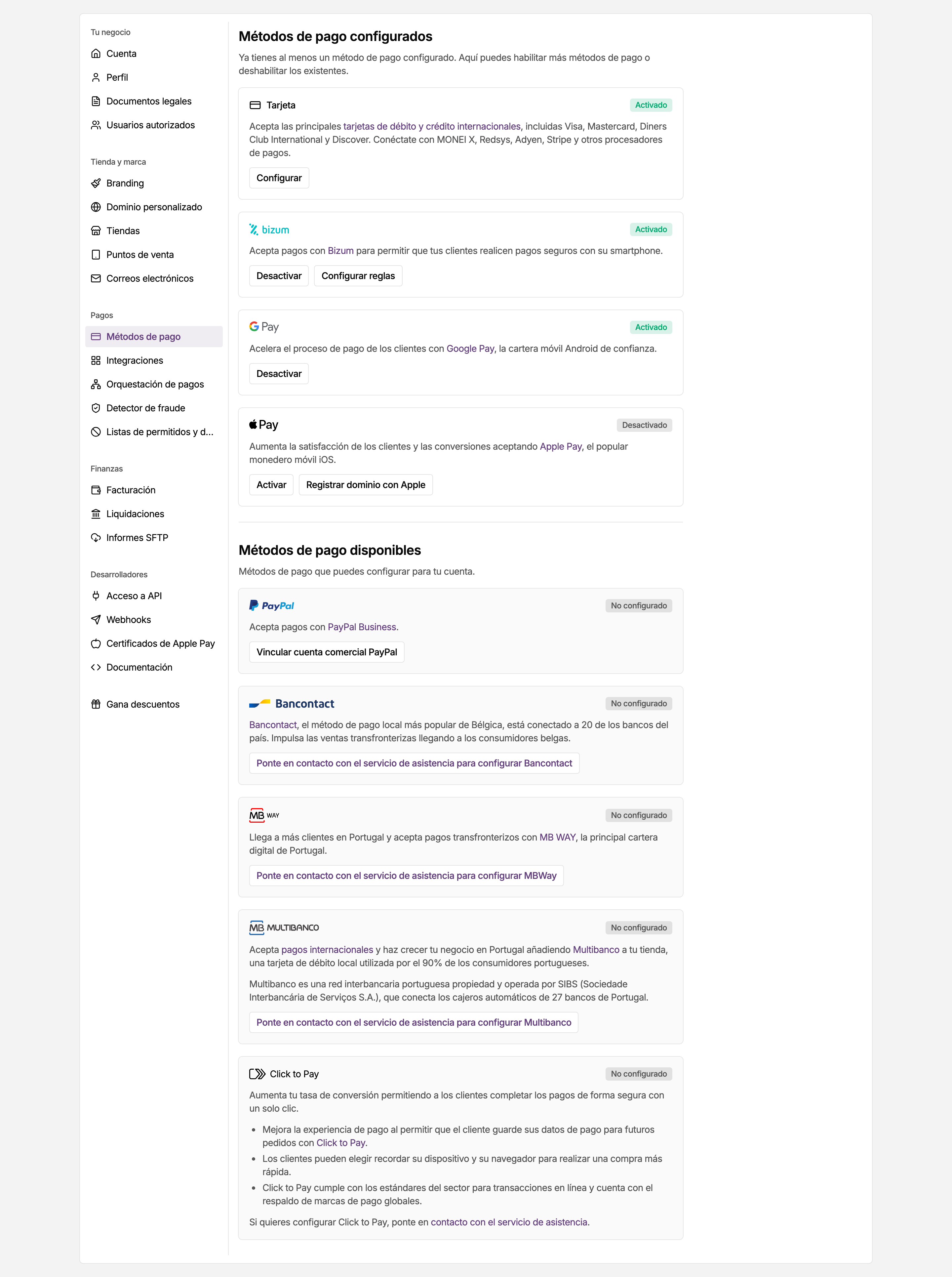 Página Métodos de pago en los ajustes del panel de MONEI, con PayPal en Métodos de pago disponibles y el botón Vincular cuenta comercial PayPal