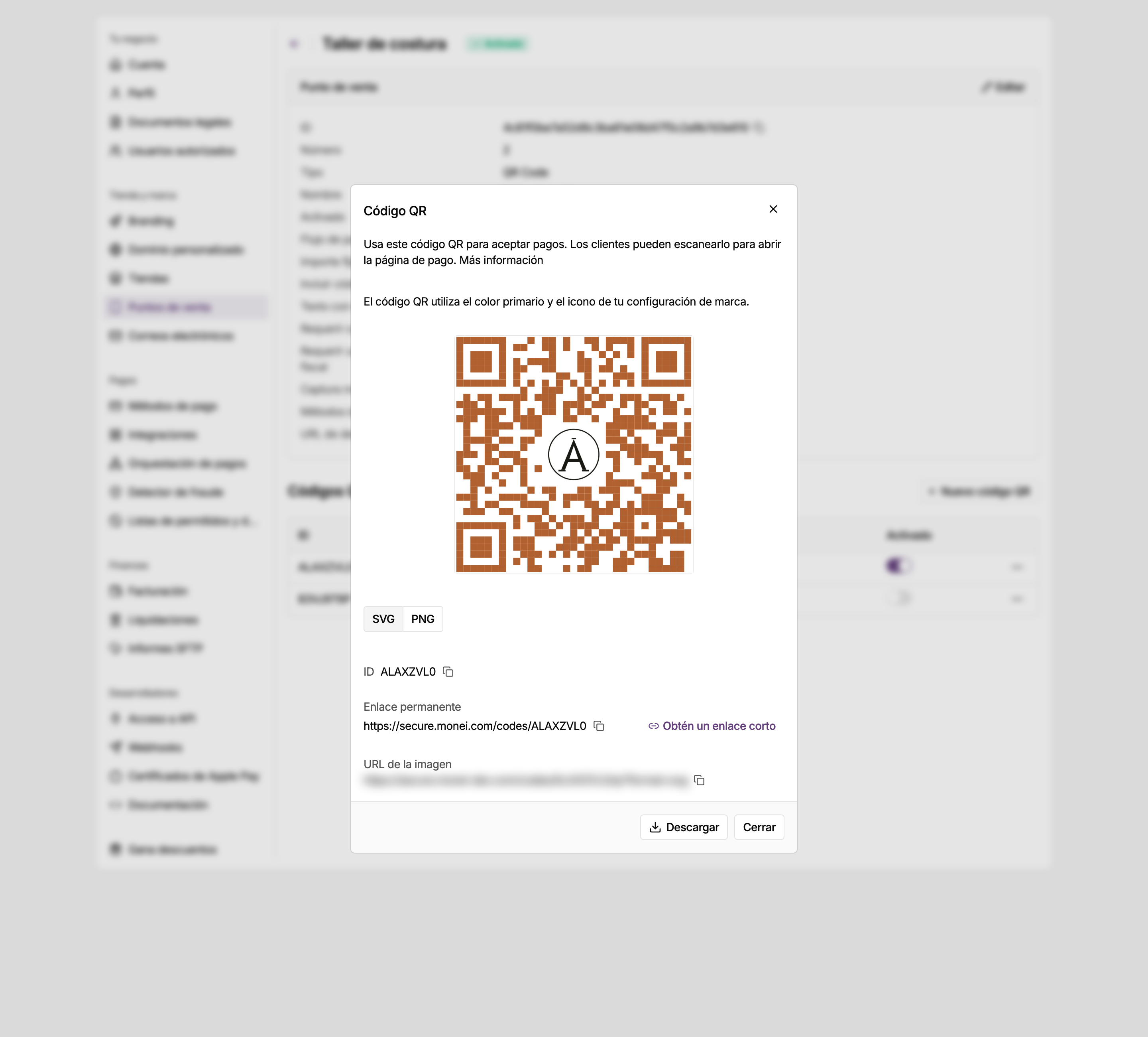 Diálogo Código QR en el panel de MONEI, con la imagen del código, los formatos de descarga SVG y PNG, el ID del código y su enlace de pago permanente